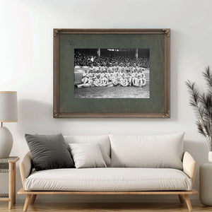 Chicago White Sox Baseball Team 89d57 — Framed Wall Art Room View | Bella Frye