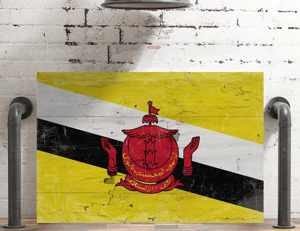 Bella Frye Brunei Flag Wall Art - Vintage Brunei Flag Sign Weathered Wood Style on Canvas